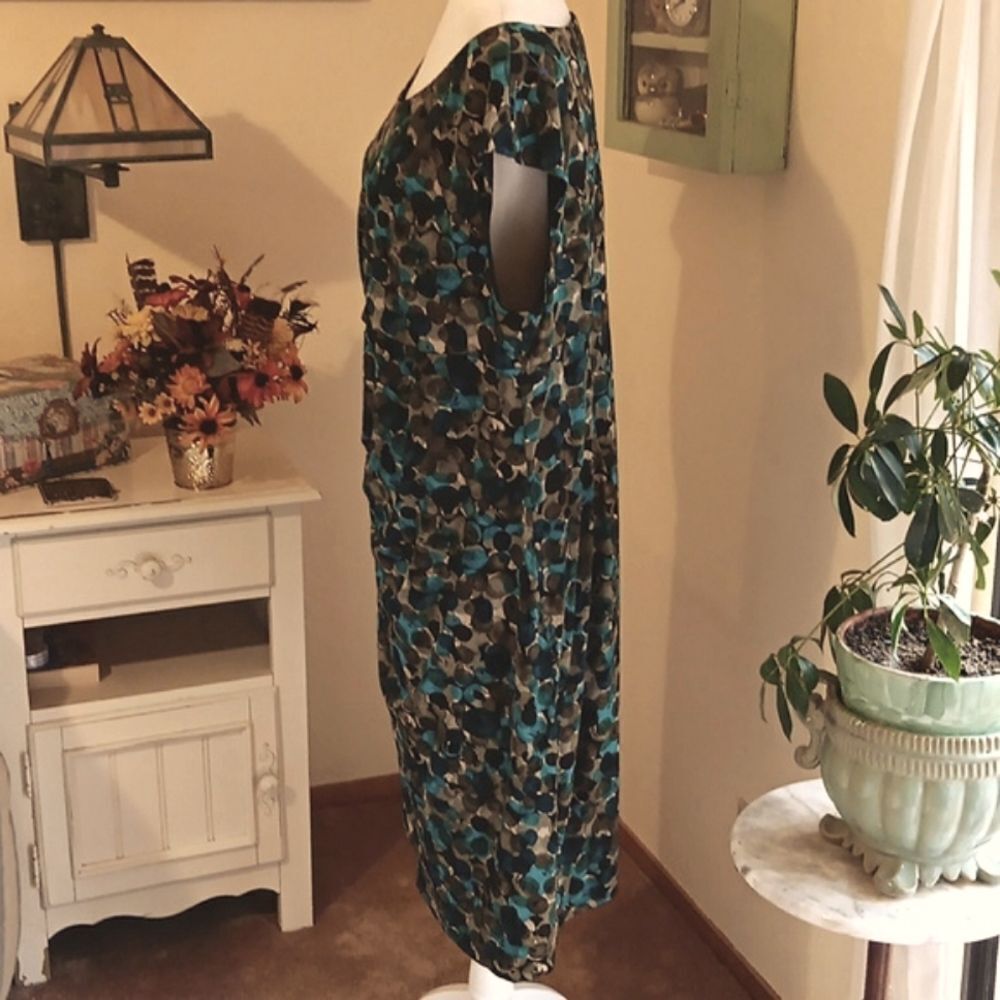 Connected Apparel Woman Soft Knit Dress.Bubbles. Draped Front. - Picture 4 of 11